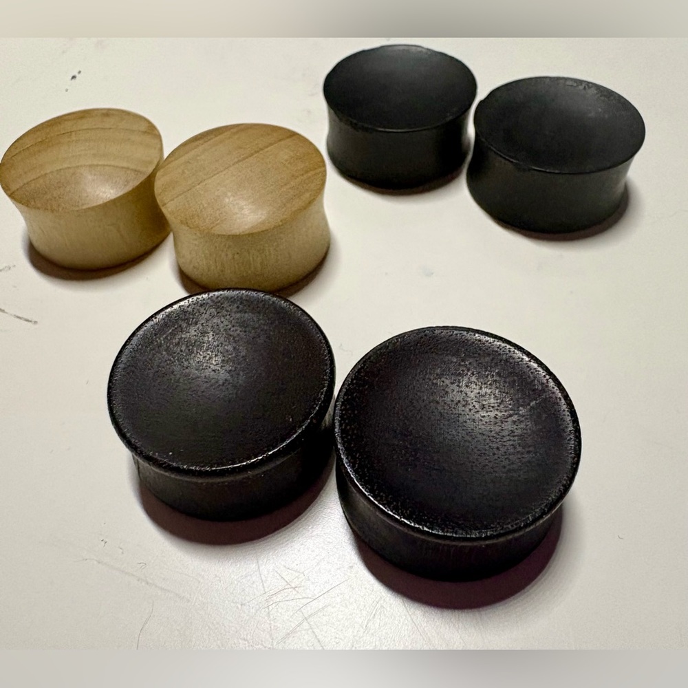 Wood Ear Plugs Gauges 1 inch